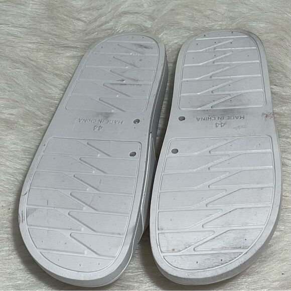 Men's White Jim Beam Whiskey Beach, Pool, Lake Slides -- EU 44/US 11 - Picture 8 of 9